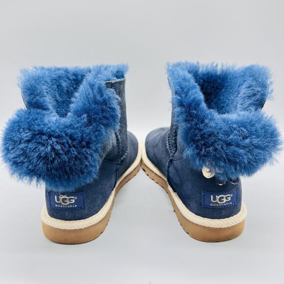 UGG Boots Womens 6 Blue Suede Sheepskin Fur Lined Ankle Australia - Picture 8 of 12